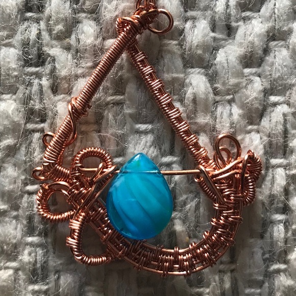 Woven Wrapped Copper Wire Pendant Teardrop Bead - Picture 2 of 3